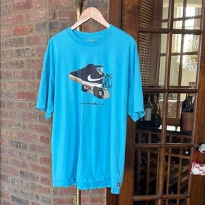 Nike Teal Skateboard Graphic Men's Tee NWOT